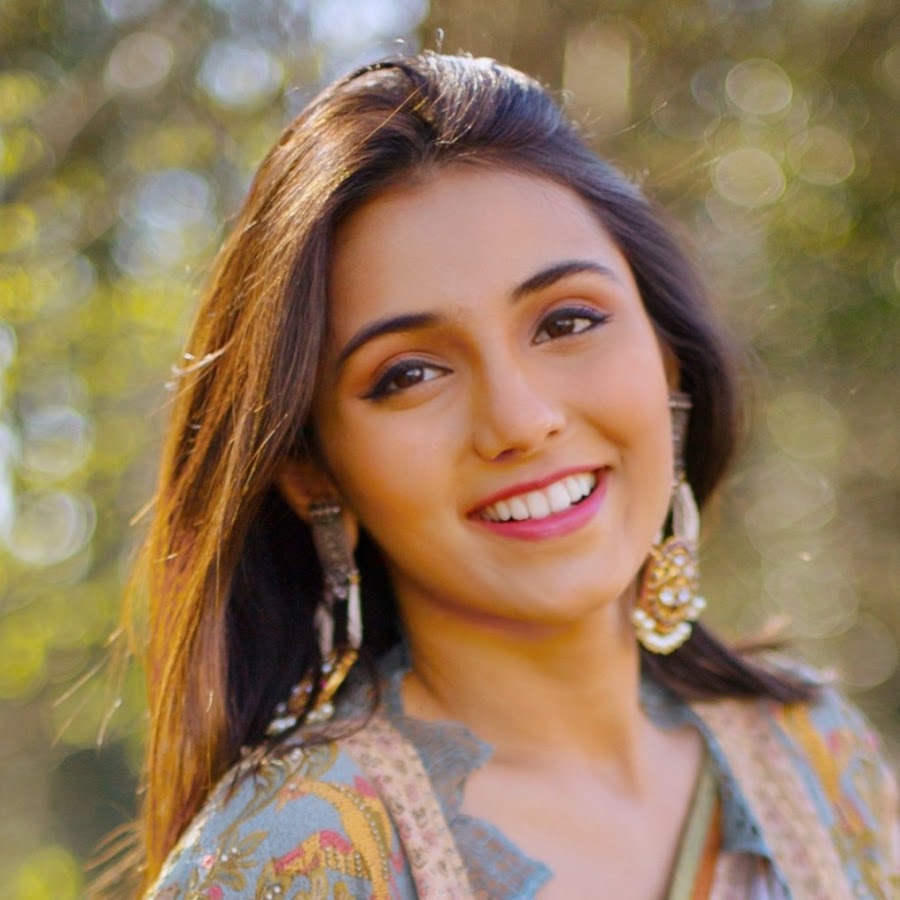 “Masoom Minawala Mehta: Redefining Indian Fashion and Entrepreneurship with Miss Style Fiesta”-thumnail