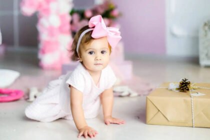 10 beautiful baby girl names that mean grace and elegance