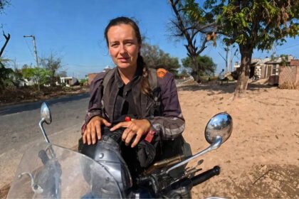 European woman asks villagers in Haryana for help as she wanted a place stay at night and this is how they responded |