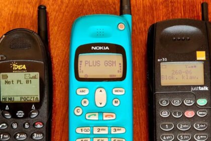 In 1998, a grandmother went to the bank with a stack of dusty papers. Thanks to Nokia, she unexpectedly turned into a multimillionaire |