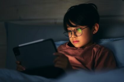 How to set healthy screen time limits for kids