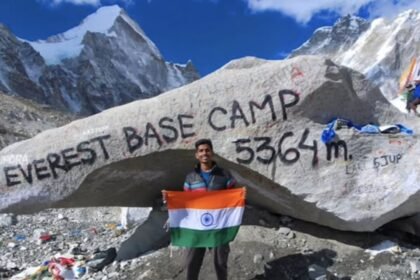 Everest Base Camp: Kerala student reaches Everest Base Camp on just ₹16,000 after working at a vegetable shop