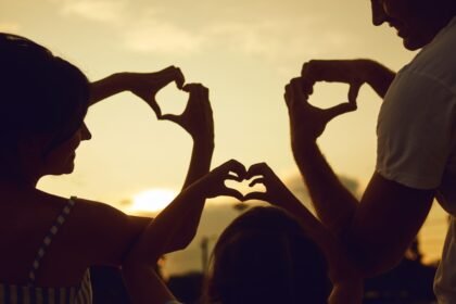 6 simple habits that strengthen family bonds