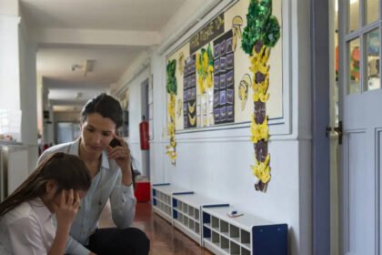 Simple ways to avoid daily power struggles with your child