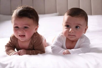 10 twin baby boy and girl names that are super cute