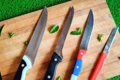 Why your kitchen knife gets dull so fast and the 5 ways to fix it