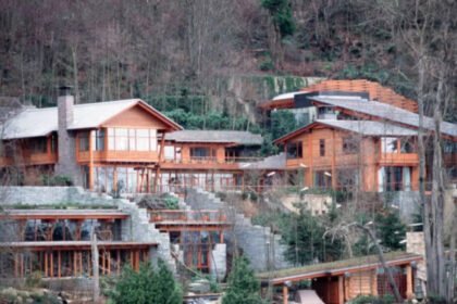 Bill Gates’ iconic lakeside property worth 0 million is a futuristic mansion with rare books and underwater music