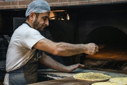 What is the person who makes pizzas called?