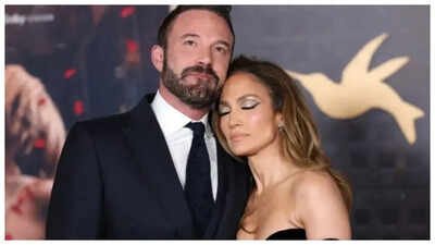 Jennifer Lopez slashes price on Beverly Hills mansion; lists former love nest for USD 50 million after Ben Affleck transfers ownership |