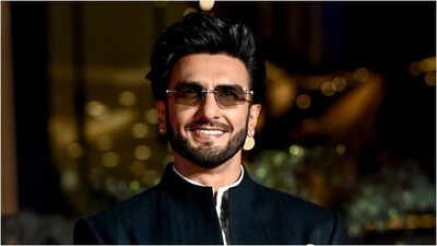 Tp Aggarwal: ‘Hooliganism’: Ex IMPPA President TP Aggarwal hits out at FWICE over non-cooperative directive against Ranveer Singh | Hindi Movie News