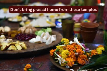 5 unique temples in India where bringing the ‘prasad’ home is not allowed and recommended