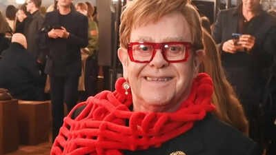 Elton John: Song lyrics of the day by Elton John: ‘You know you can’t hold me forever I didn’t sign up with you’ |